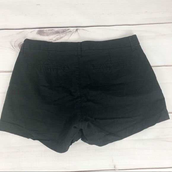 Old Navy 3" Solid Black Shorts size 4 - Picture 2 of 5